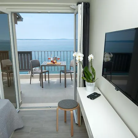 Seaside Luxury Suites Podstrana Room photo