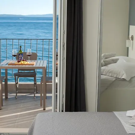 Seaside Luxury Suites Podstrana Room photo