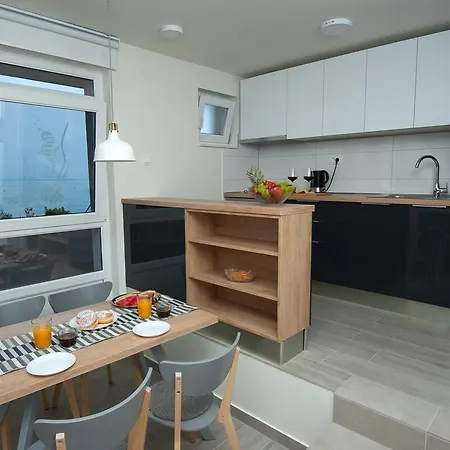 Seaside Luxury Suites Podstrana Exterior photo