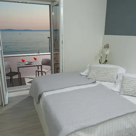 Seaside Luxury Suites Podstrana Exterior photo