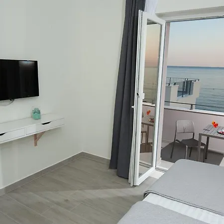 Seaside Luxury Suites Podstrana Exterior photo
