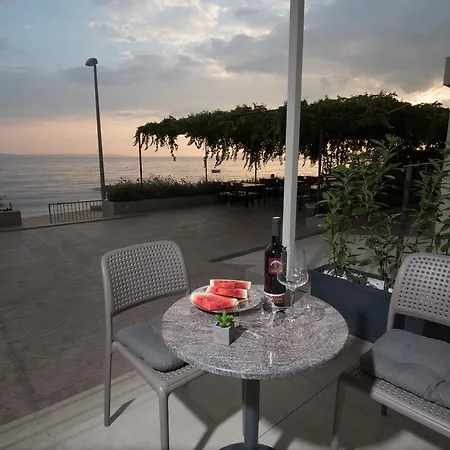 Seaside Luxury Suites Podstrana Exterior photo