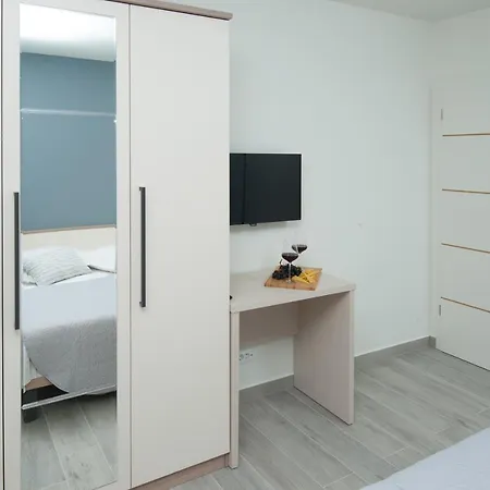 Seaside Luxury Suites Podstrana Room photo