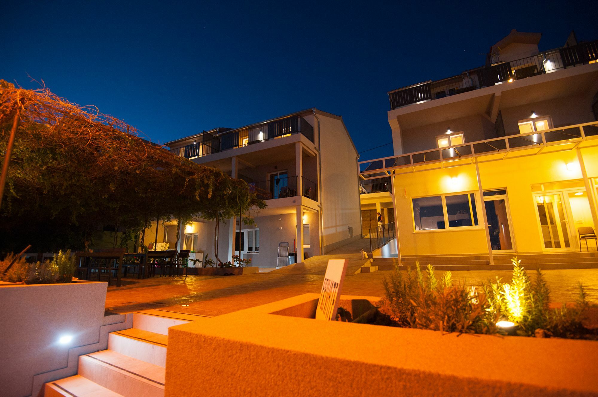 Seaside Luxury *